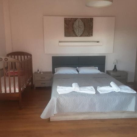 Vista Mare Villa Néa Iráklia Eksteriør bilde
